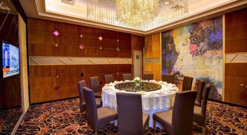 Halong Pearl Hotel Ha Long Buitenkant foto