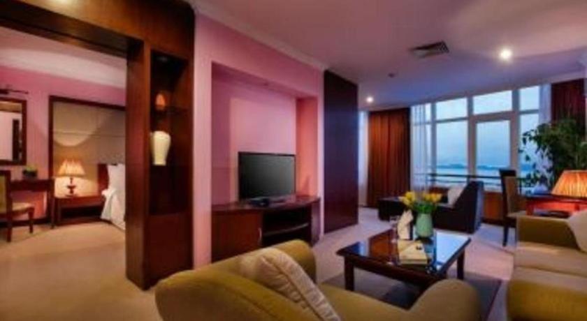 Halong Pearl Hotel Ha Long Buitenkant foto